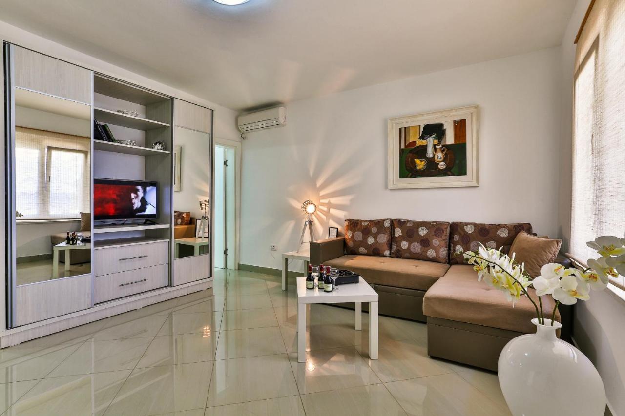 Zelen Lux Apartment Sutomore Luaran gambar