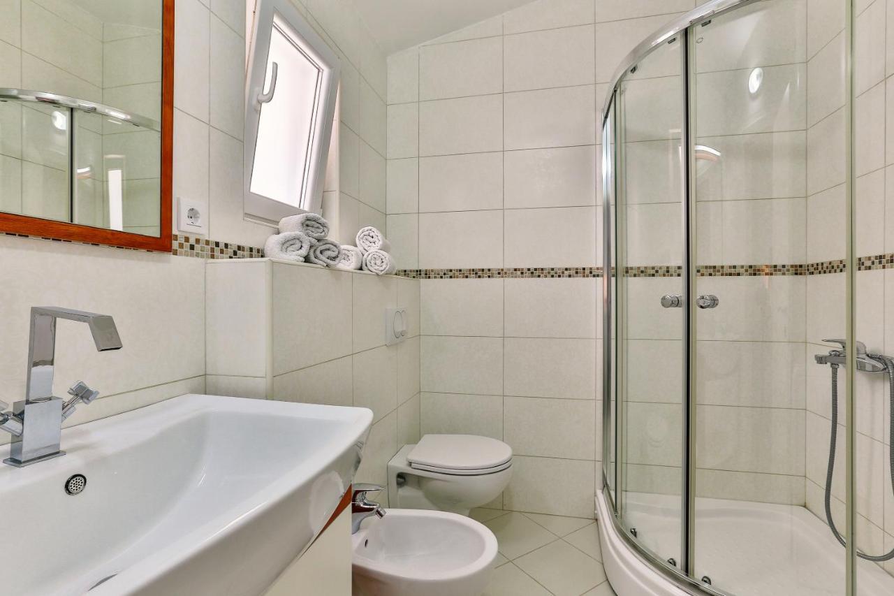 Zelen Lux Apartment Sutomore Luaran gambar